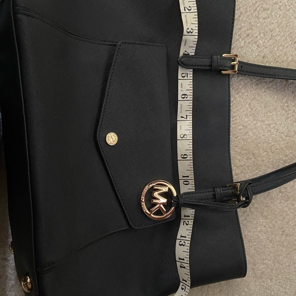 New large black leather MK purse with sleeve inside for I pad - Picture 2 of 7